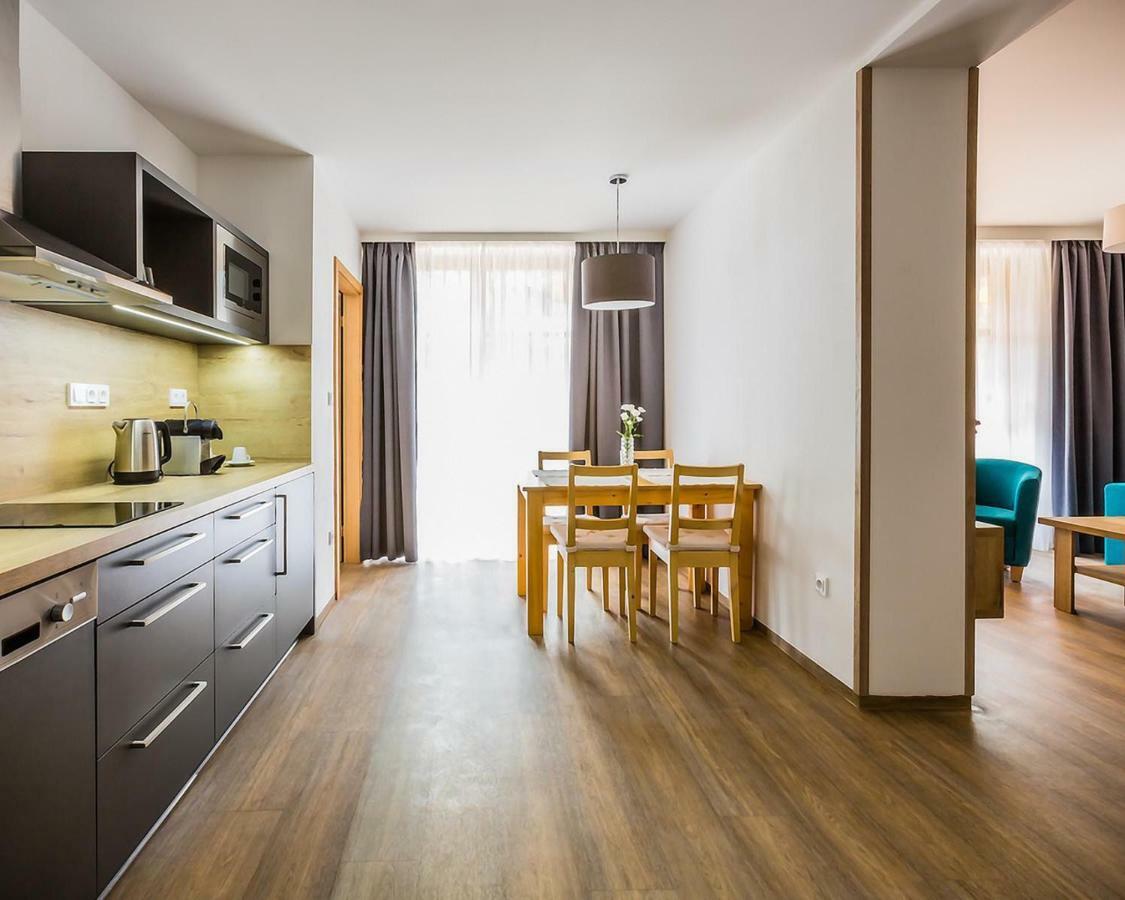 Apartment mit Terrasse